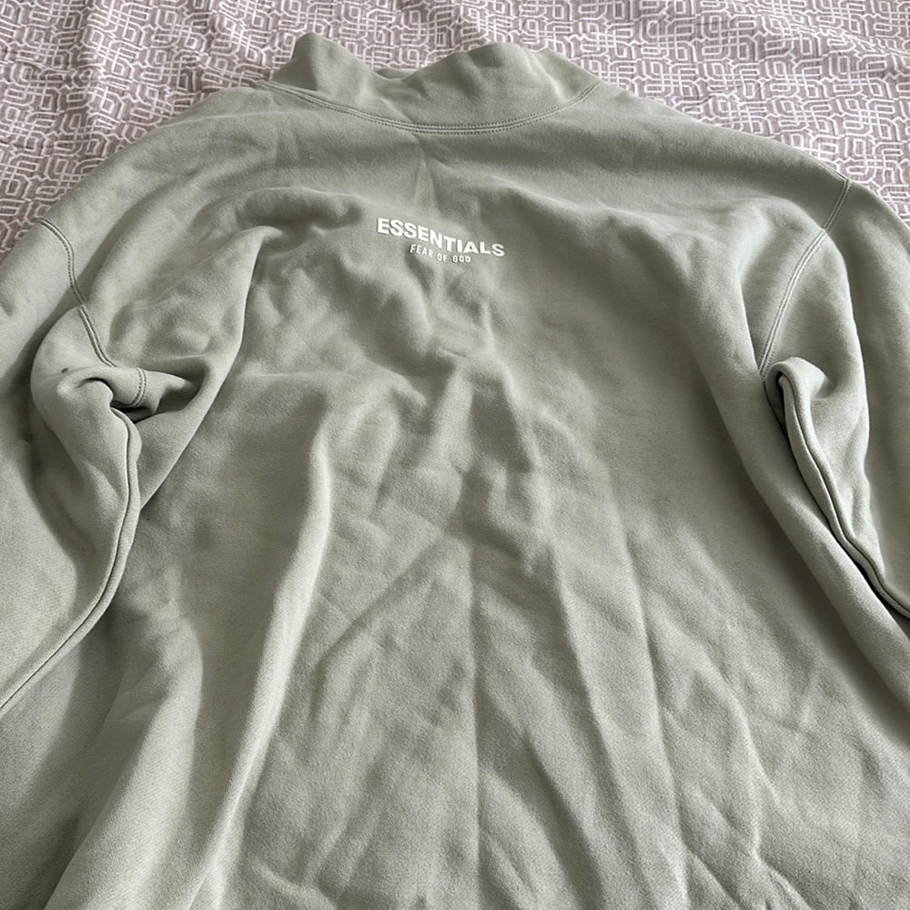 Essential fear of god crewneck